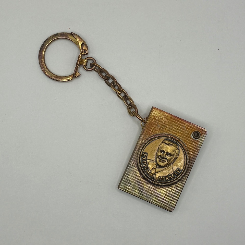 Vintage Oral Roberts University Keychain Expect A Miracle Prayer Tower Metal
